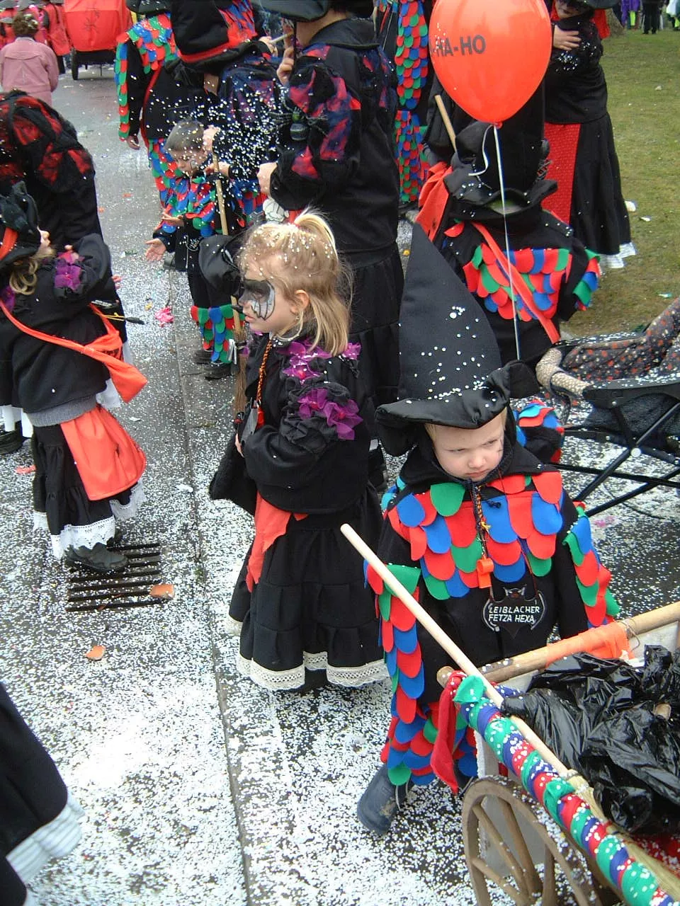 Kinderfasching Leiblach, Fetza Hexa, hexen Geschichte